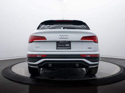 Certified 2025 Audi Q5 2.0T Premium Plus w/ Premium Plus Package image 18