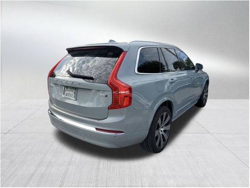Certified 2024 Volvo XC90 B6 Plus w/ Protection Package Premier image 5