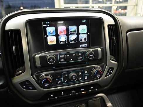 Used 2018 GMC Sierra 1500 SLT image 15