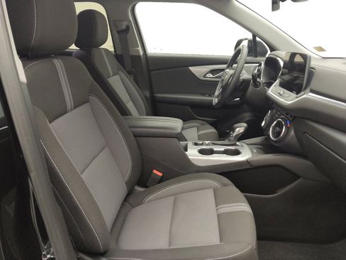 Used 2024 Chevrolet Blazer LT w/ Convenience Package FWD image 21