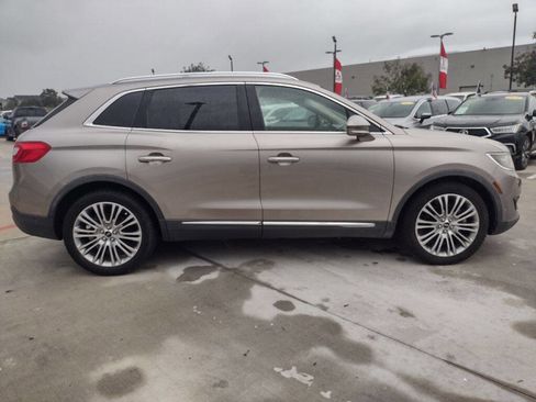 Used 2018 Lincoln MKX Reserve image 8
