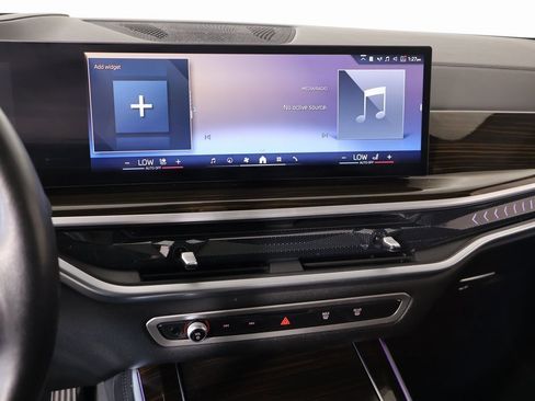 Certified 2024 BMW X5 xDrive40i w/ Premium Package image 5