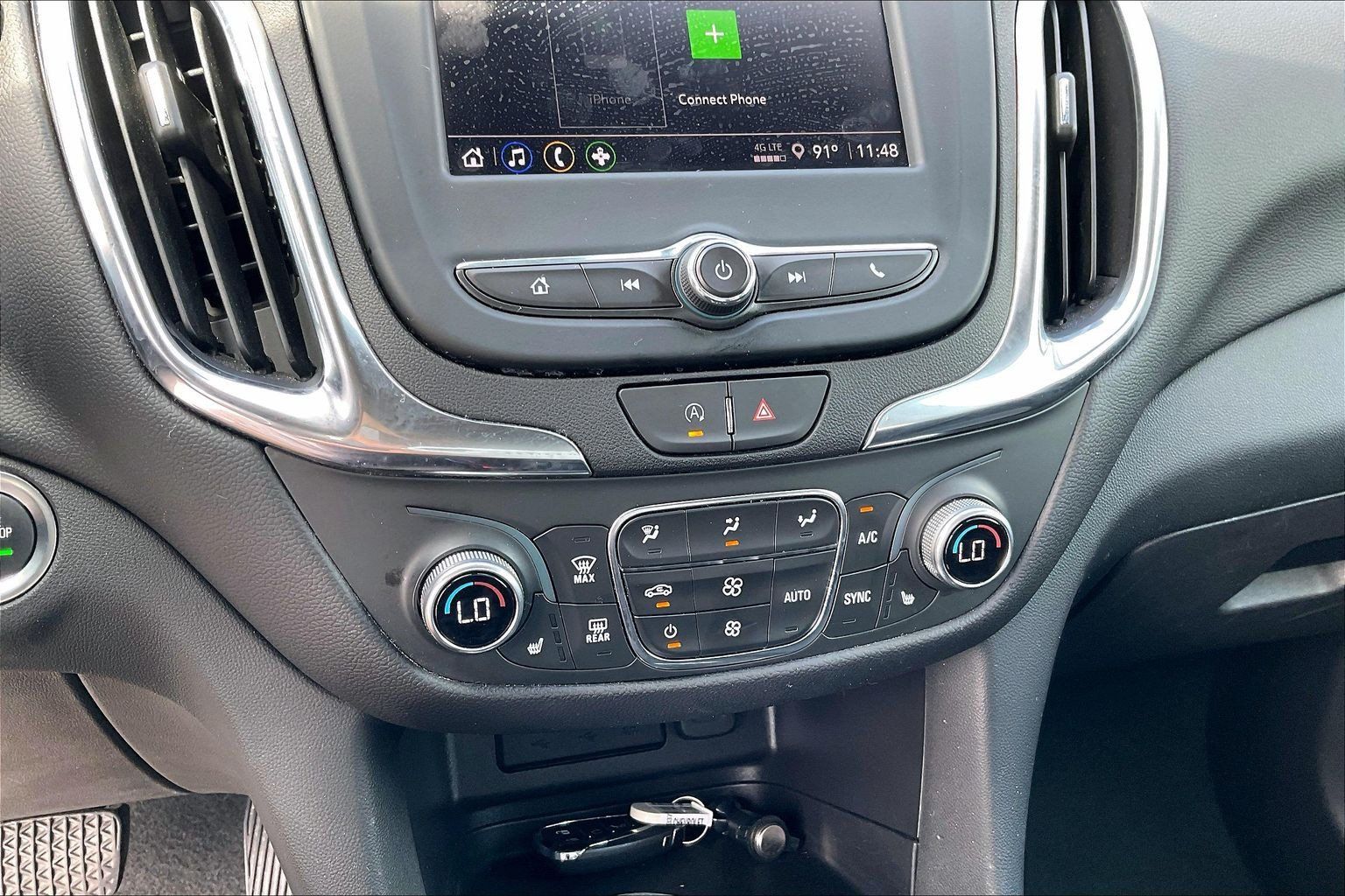 Used 2024 Chevrolet Equinox LT FWD image 33