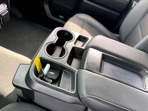 Used 2022 Chevrolet Silverado 1500 Custom image 16