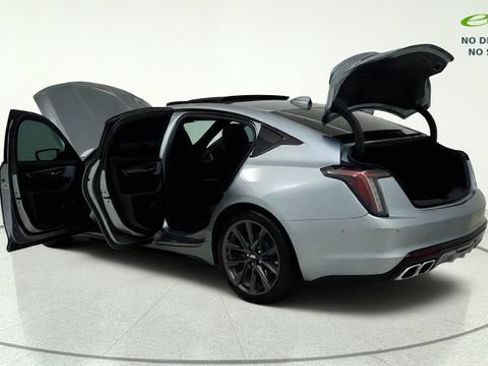 Used 2023 Cadillac CT5 V w/ Premium Package RWD image 12