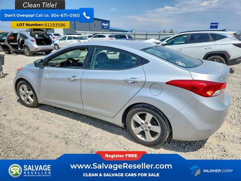Used 2013 Hyundai Elantra GLS w/ Preferred Pkg FWD image 3