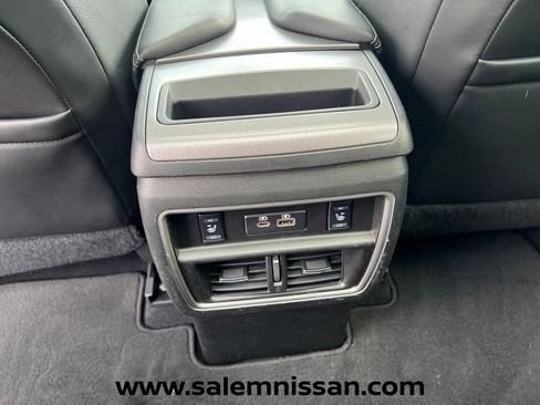 Used 2022 Nissan Murano SL w/ SL Moonroof Package AWD/4WD image 19