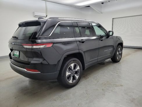 Used 2022 Jeep Grand Cherokee Limited 4xe w/ Luxury Tech Group II AWD/4WD image 10