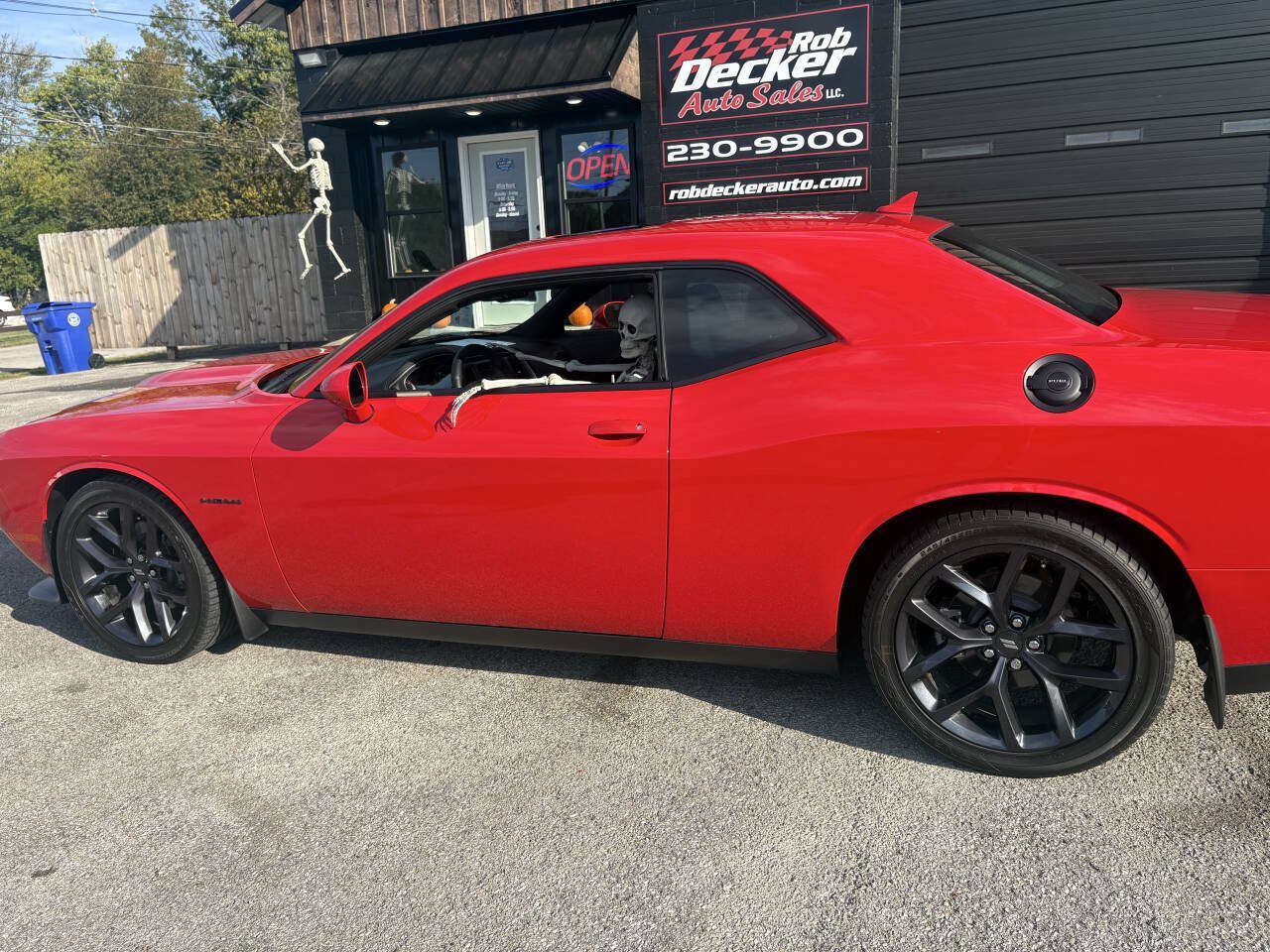 Used 2022 Dodge Challenger R/T w/ Plus Package RWD image 6