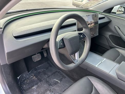 Used 2024 Tesla Model 3 Standard Range RWD image 22