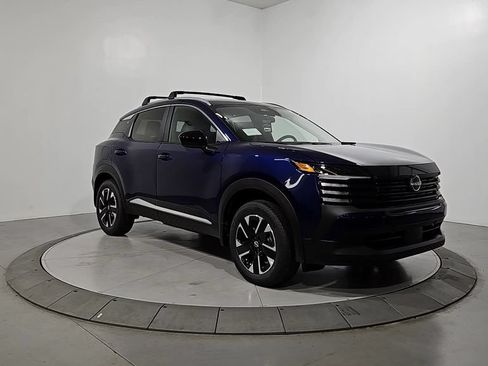 New 2026 Nissan Kicks SV AWD/4WD image 7