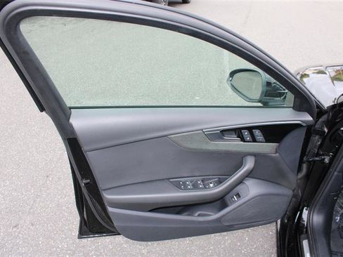 Used 2021 Audi A4 2.0T Premium w/ Convenience Package image 12
