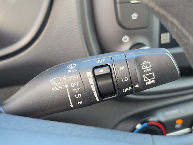 Certified 2025 Kia Soul LX FWD image 20