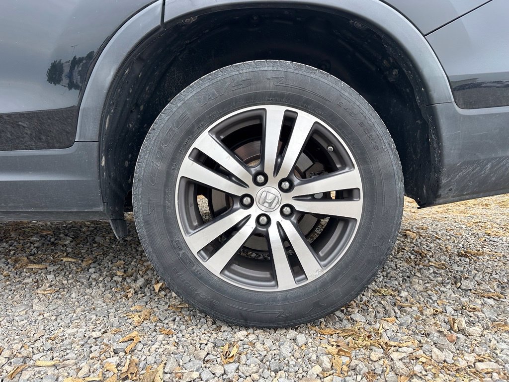Used 2017 Honda Pilot EX image 4