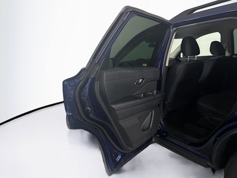 Used 2024 Nissan Pathfinder SV FWD image 24