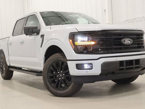 New 2025 Ford F150 XLT w/ Equipment Group 303A High image 32