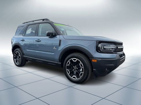 New 2025 Ford Bronco Sport Outer Banks image 2