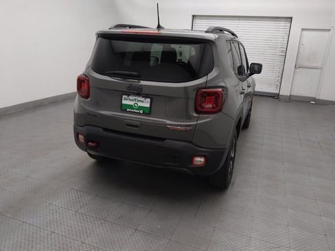 Used 2020 Jeep Renegade Trailhawk w/ UConnect 8.4 Nav Group AWD/4WD image 7