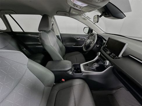Certified 2025 Toyota RAV4 XLE AWD/4WD image 26