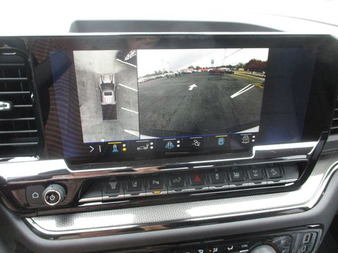 New 2026 Chevrolet Silverado 2500 ZR2 image 19