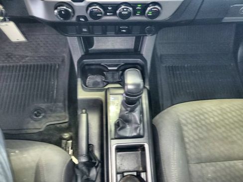 Used 2023 Toyota Tacoma SR AWD/4WD image 20