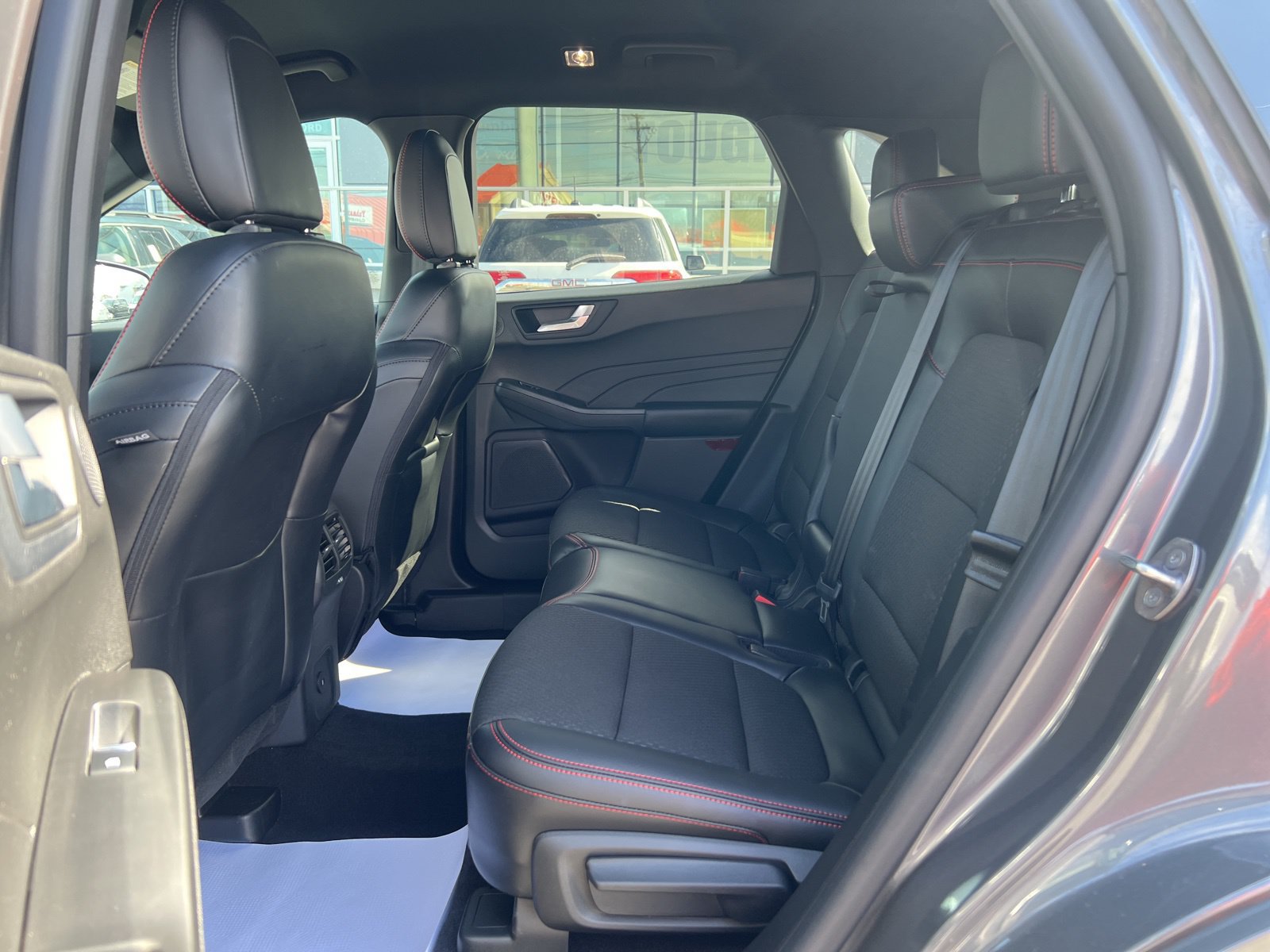 Used 2023 Ford Escape ST-Line Select w/ Tech Pack #2 AWD/4WD image 25