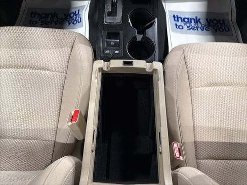 Used 2017 Subaru Outback 2.5i Premium image 22