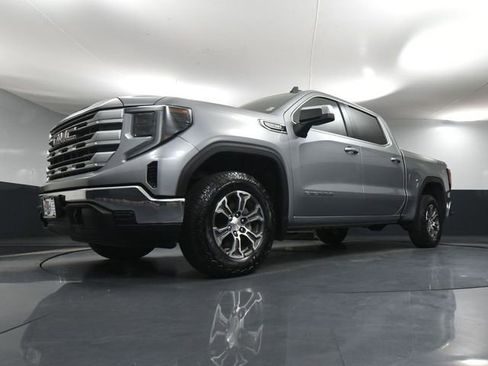 Used 2024 GMC Sierra 1500 SLE image 54