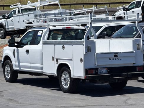 Certified 2022 Ford F250 XL w/ STX Appearance Package RWD image 6