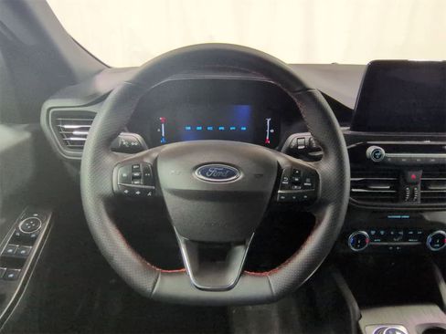 Used 2025 Ford Escape ST-Line image 23