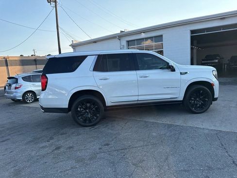 Used 2022 GMC Yukon Denali image 16