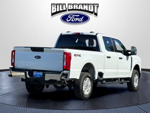 Used 2025 Ford F250 XLT AWD/4WD image 3