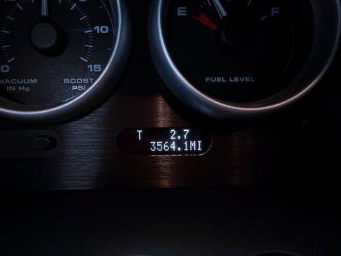 Used 2005 Ford GT image 24