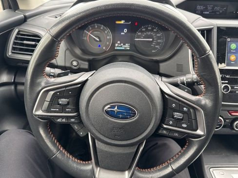 Used 2021 Subaru Crosstrek 2.0i Premium w/ Moonroof Package image 21