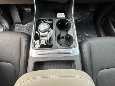 New 2026 Kia Carnival EX image 38