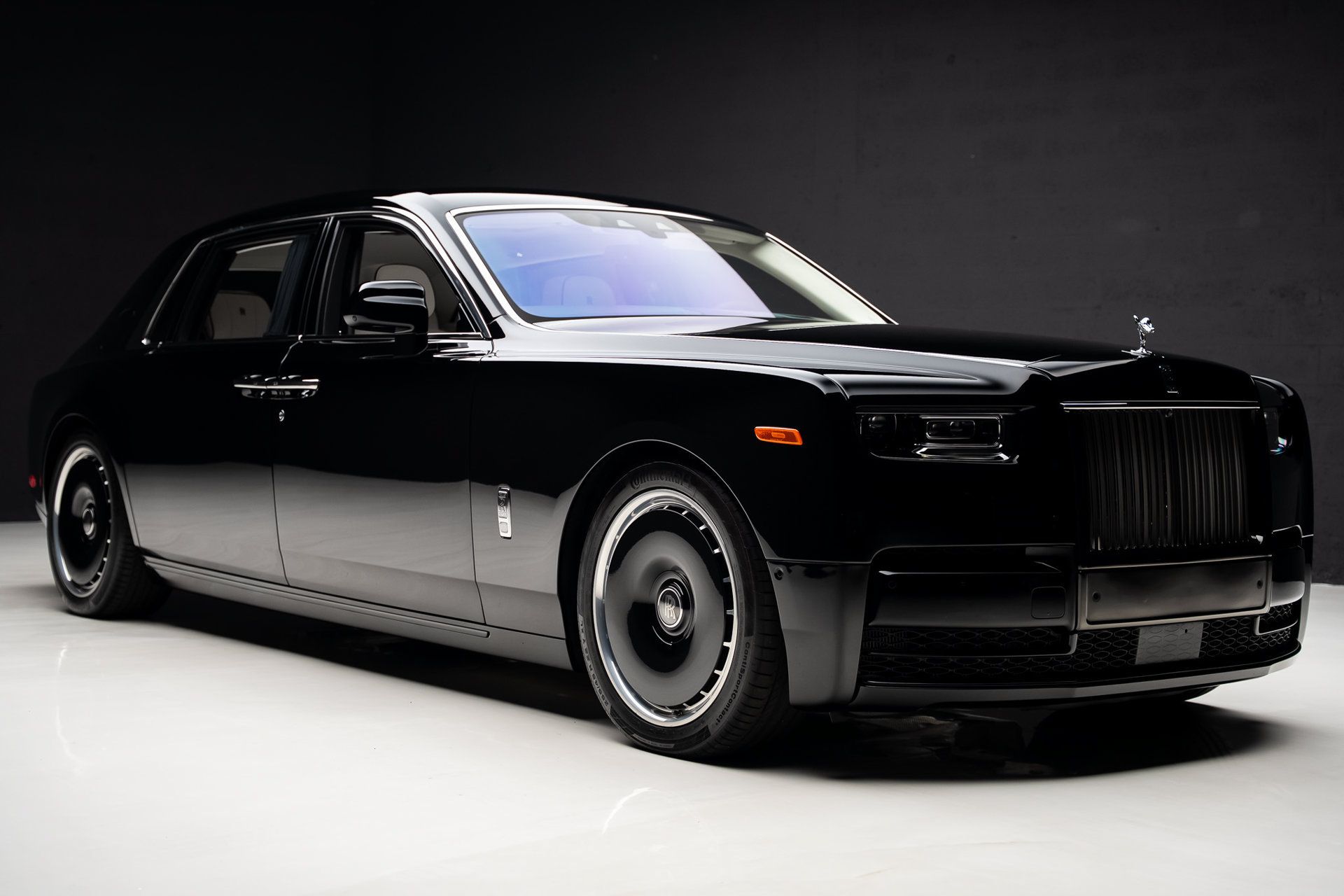 Used 2024 Rolls-Royce Phantom Extended Wheelbase RWD image 99