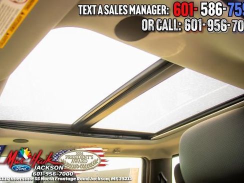 New 2026 Ford F250 Lariat w/ Black Appearance Package image 18