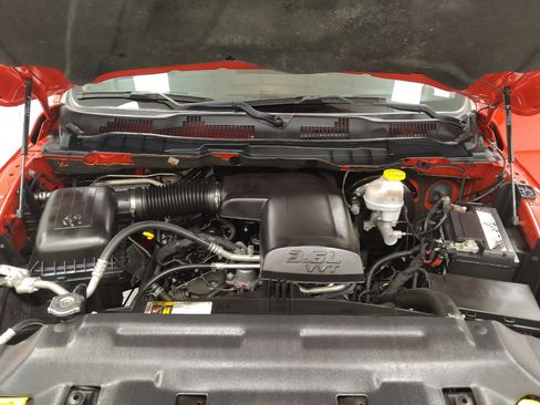 Used 2022 RAM 1500 Classic SLT RWD image 30