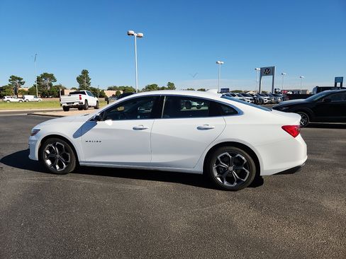 Used 2024 Chevrolet Malibu LT image 4