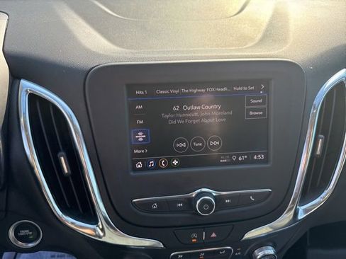 Used 2024 Chevrolet Equinox LT FWD image 19