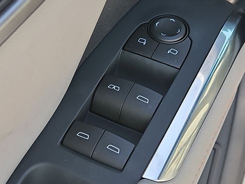 New 2026 Chevrolet Traverse LT w/ Driver Confidence Package FWD image 13