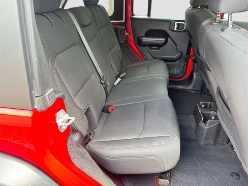 Used 2019 Jeep Wrangler Unlimited Sport S AWD/4WD image 28