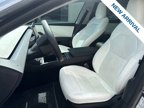 Used 2025 Tesla Model 3 Long Range AWD/4WD image 17
