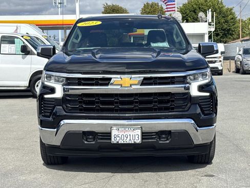 Used 2023 Chevrolet Silverado 1500 LT w/ Protection Package AWD/4WD image 2