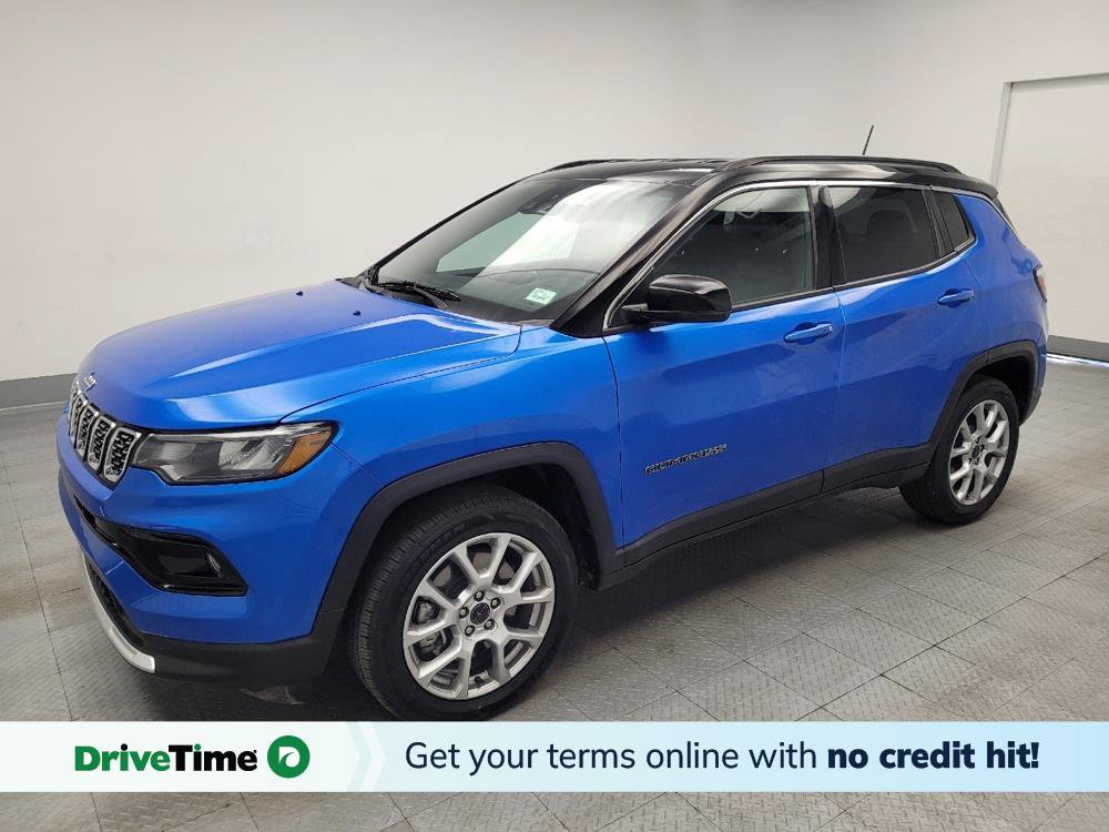 Used 2025 Jeep Compass Limited AWD/4WD image 1