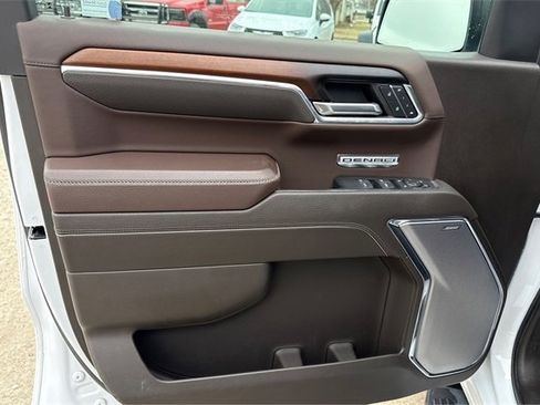Used 2024 GMC Sierra 1500 Denali image 19