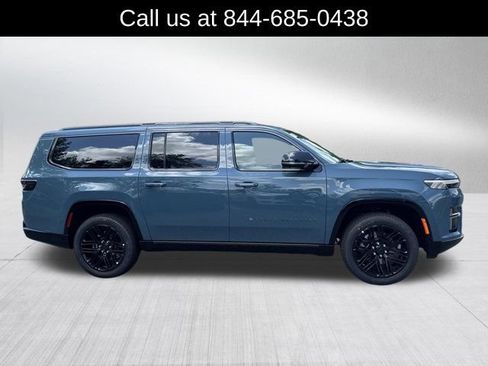 New 2026 Jeep Grand Wagoneer L Limited AWD/4WD image 4