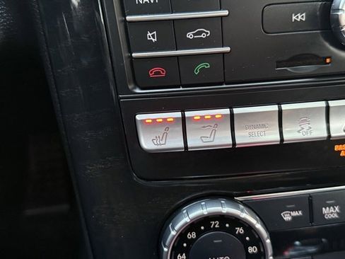 Used 2019 Mercedes-Benz SLC 300 image 21