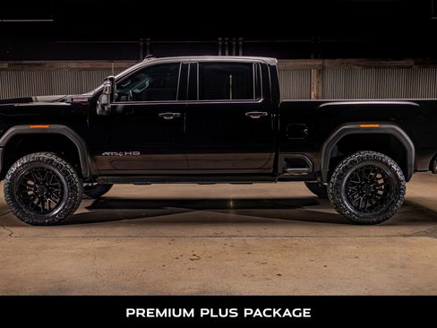 Used 2025 GMC Sierra 2500 AT4 w/ AT4 Premium Plus Package image 6