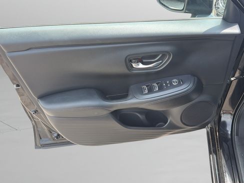 Used 2024 Honda HR-V EX-L image 16